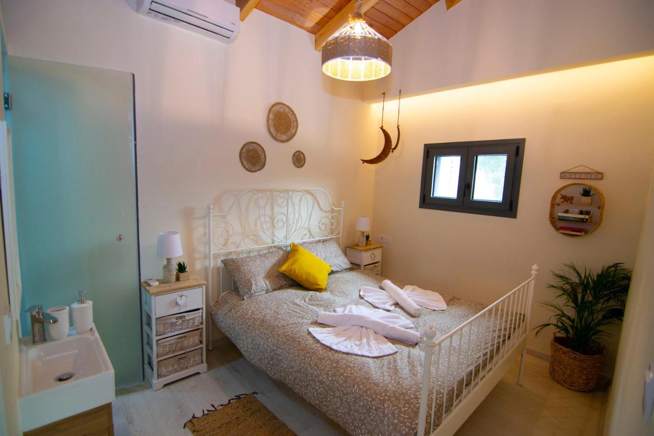 Ampelos Cretan Villa - Private Pool & Heated Ozone Jacuzzi Yerolákkos المظهر الخارجي الصورة
